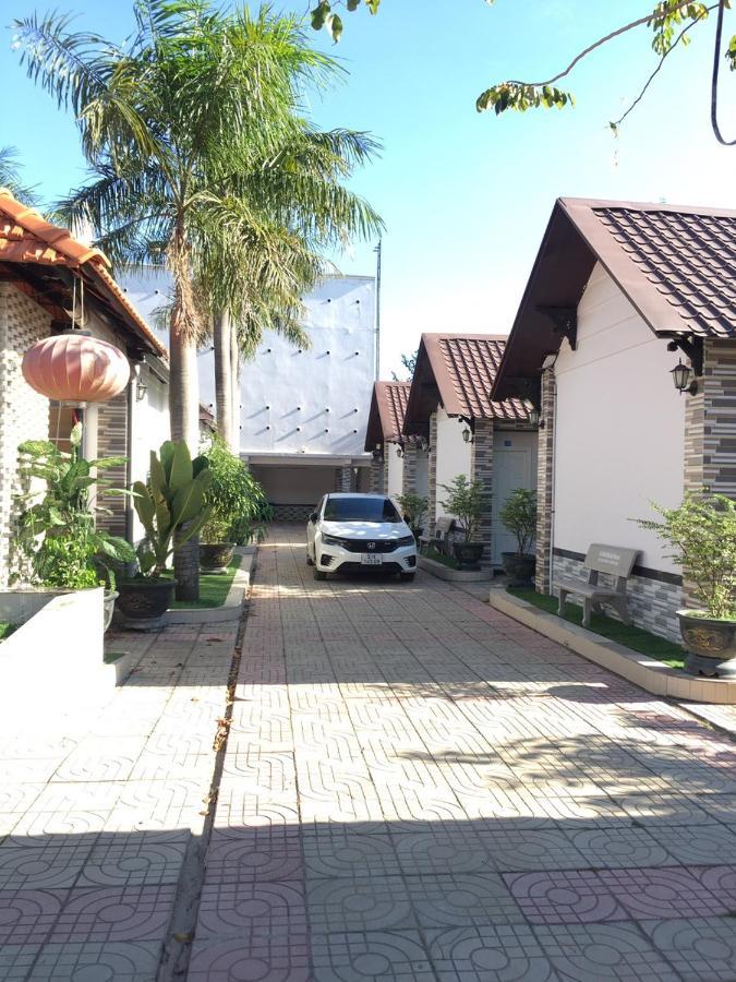 Nha Nghi Tran Duc Aparthotel Phú Mỹ Eksteriør bilde