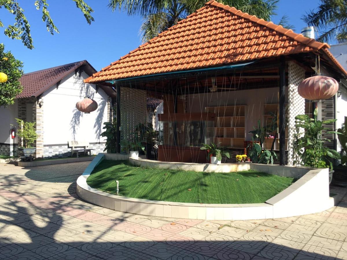 Nha Nghi Tran Duc Aparthotel Phú Mỹ Eksteriør bilde